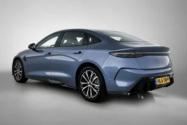 BYD Seal (2025) thumbnail 6