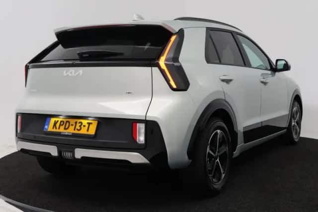 Kia Niro (2026) thumbnail 2