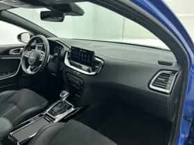Kia Proceed (2025) thumbnail 6