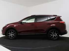 Toyota RAV4 (2016) thumbnail 3