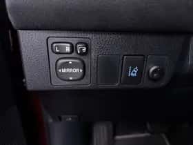Toyota RAV4 (2016) thumbnail 22