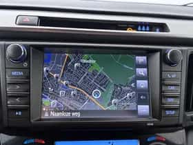 Toyota RAV4 (2016) thumbnail 7