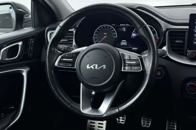 Kia XCeed (2022) thumbnail 6
