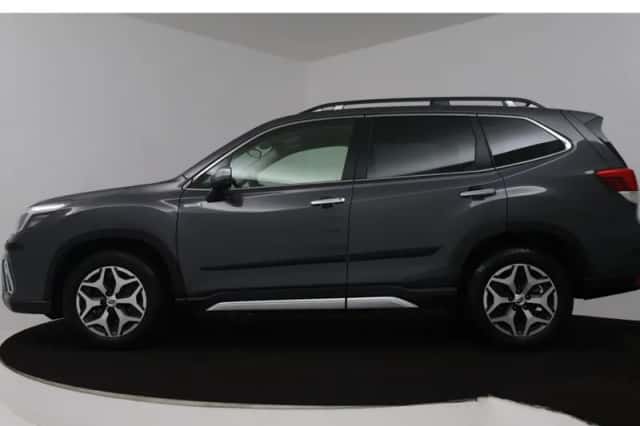 Subaru Forester (2019) thumbnail 4