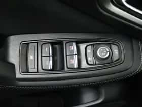 Subaru Forester (2019) thumbnail 4