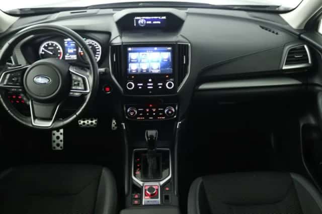 Subaru Forester (2019) thumbnail 5