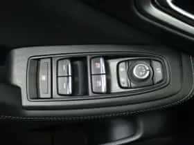 Subaru Forester (2019) thumbnail 5