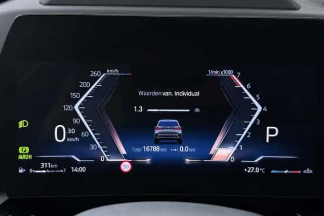 BMW X1 (2023) thumbnail 5
