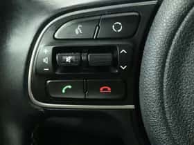 Kia Niro (2018) thumbnail 14