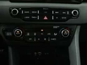 Kia Niro (2018) thumbnail 10