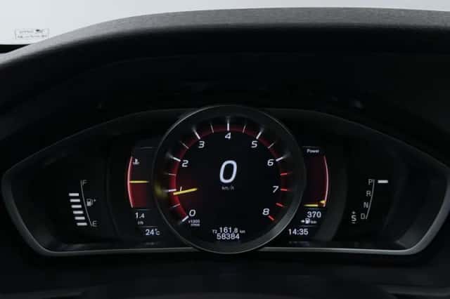 Volvo V40 (2019) thumbnail 5