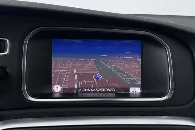 Volvo V40 (2019) thumbnail 6