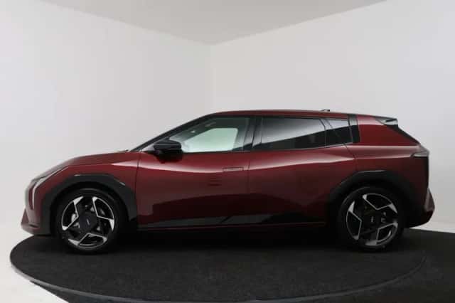 Kia EV4 (2026) thumbnail 2