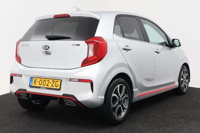 Kia Picanto (2021) thumbnail 3