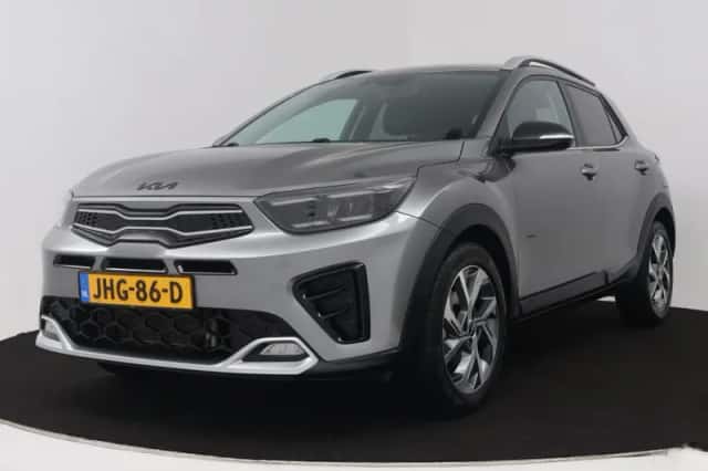 Kia Stonic (2025) thumbnail 1