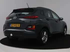 Hyundai Kona (2018) thumbnail 2
