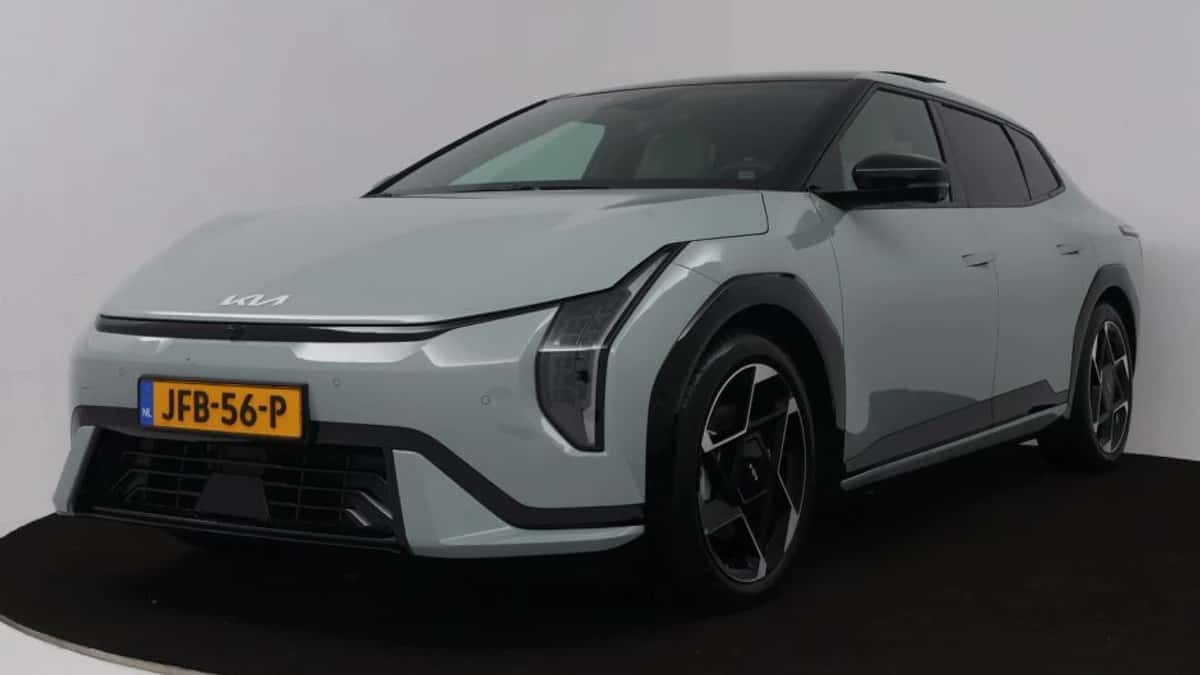 Kia EV4 (2025) — foto 1