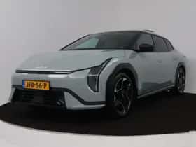 Kia EV4 (2025) thumbnail 1