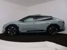 Kia EV4 (2025) thumbnail 4