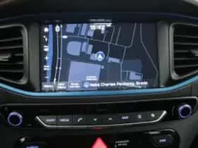 Hyundai Ioniq (2016) thumbnail 7