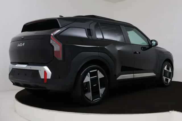 Kia EV3 (2026) thumbnail 2