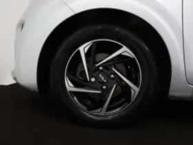 Kia Picanto (2024) thumbnail 5