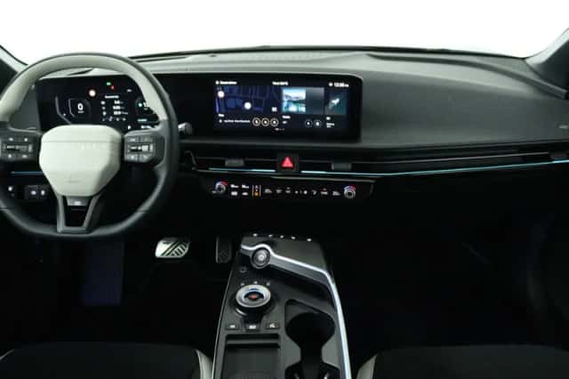 Kia EV6 (2025) thumbnail 4