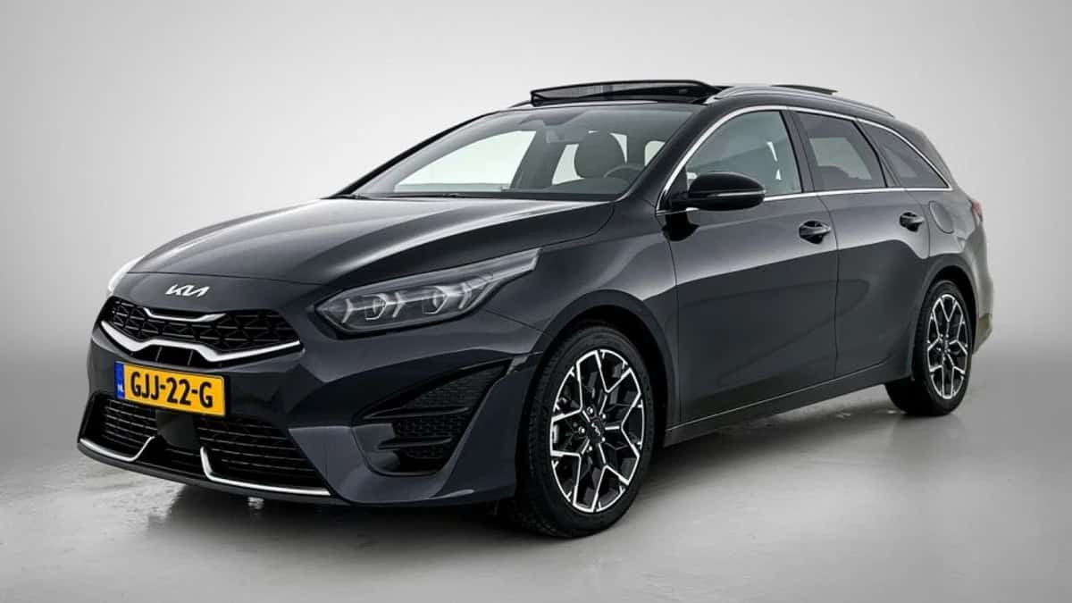 Kia Ceed_Sportswagon (2024) — foto 1