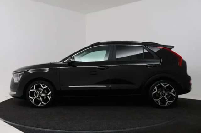 Kia Niro (2023) thumbnail 3