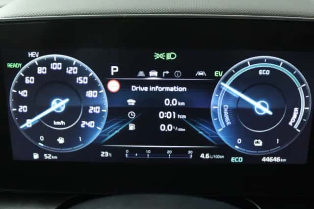 Kia Niro (2023) thumbnail 5