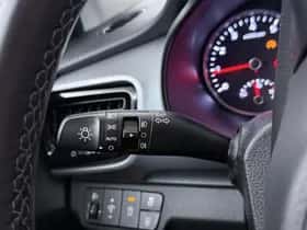 Kia Stonic (2021) thumbnail 15