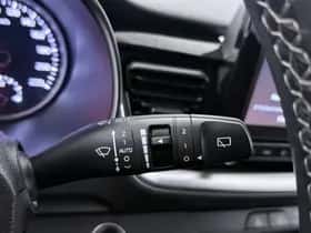 Kia Stonic (2021) thumbnail 16