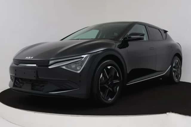 Kia EV6 (2025) thumbnail 1
