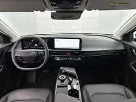 Kia EV6 (2025) thumbnail 4