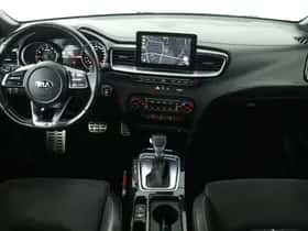 Kia Proceed (2020) thumbnail 4