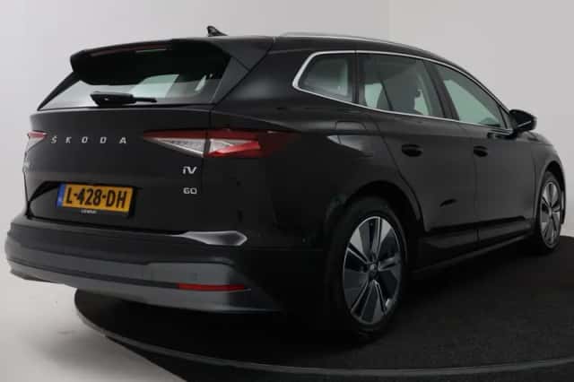 Škoda Enyaq_iV (2021) thumbnail 2