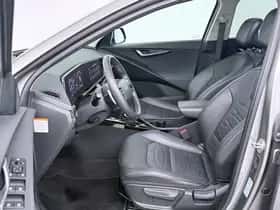 Kia Niro (2022) thumbnail 5