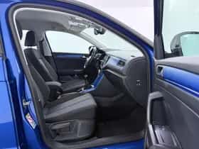 Volkswagen T-Roc (2020) thumbnail 10