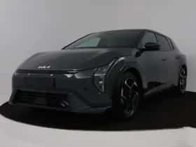 Kia EV4 (2026) thumbnail 1