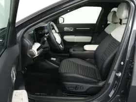 Kia EV4 (2026) thumbnail 5