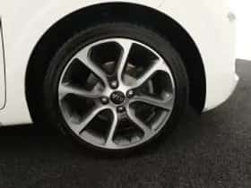 Kia Picanto (2019) thumbnail 5