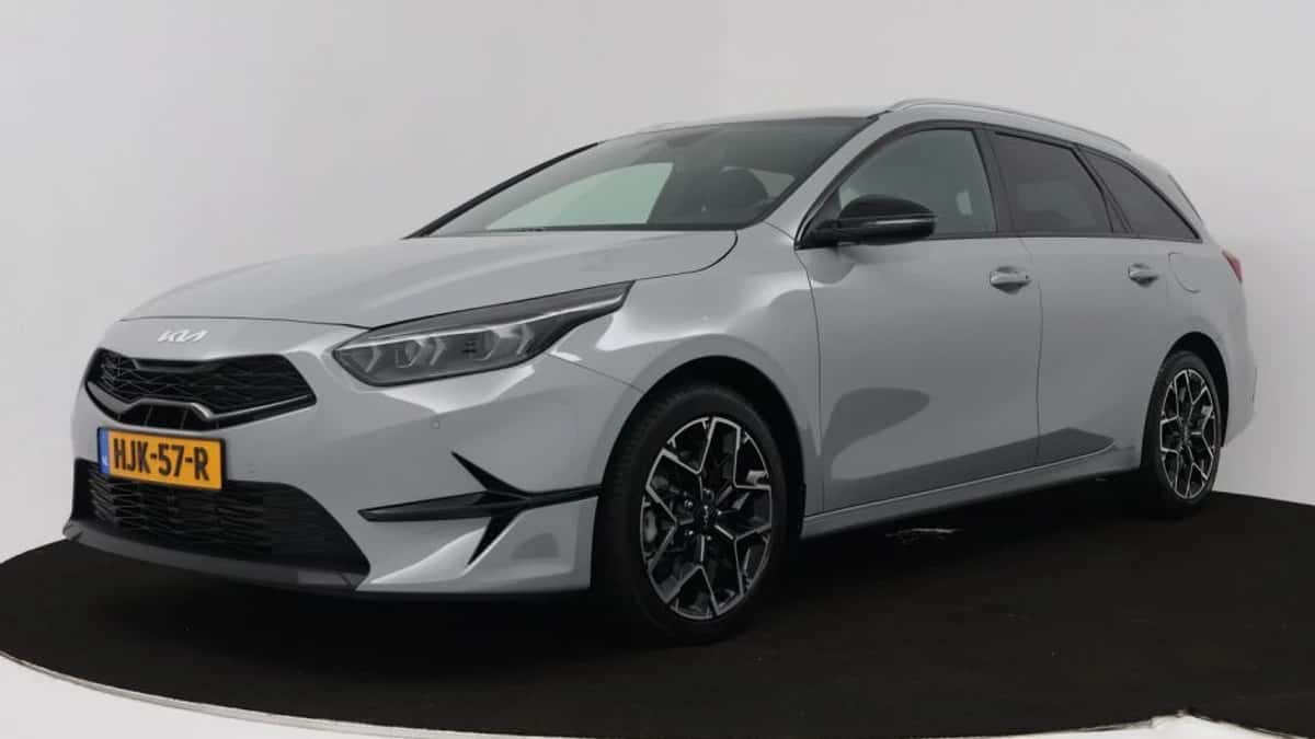 Kia Ceed_Sportswagon (2025) — foto 1