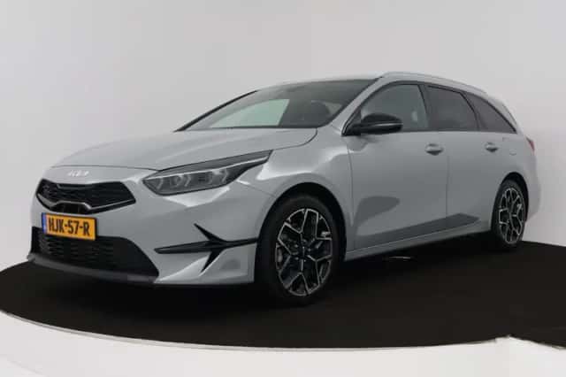 Kia Ceed_Sportswagon (2025) thumbnail 1