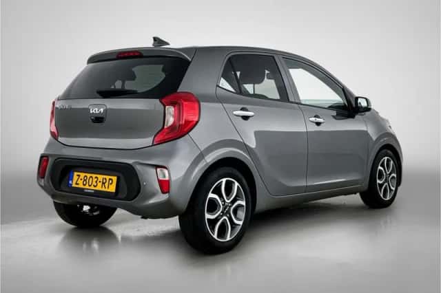 Kia Picanto (2024) thumbnail 2