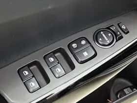 Kia Picanto (2024) thumbnail 17