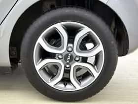 Kia Picanto (2024) thumbnail 20