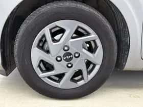 Kia Picanto (2024) thumbnail 19