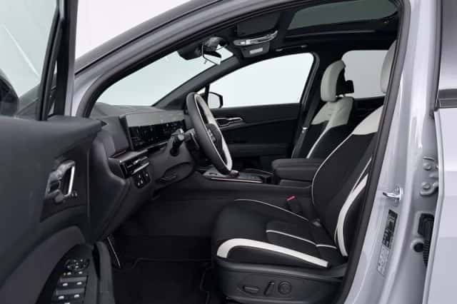 Kia Sportage (2026) thumbnail 5