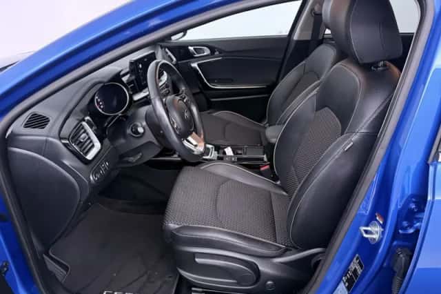 Kia Ceed Sportswagon (2019) thumbnail 5