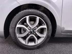 Kia Picanto (2021) thumbnail 23